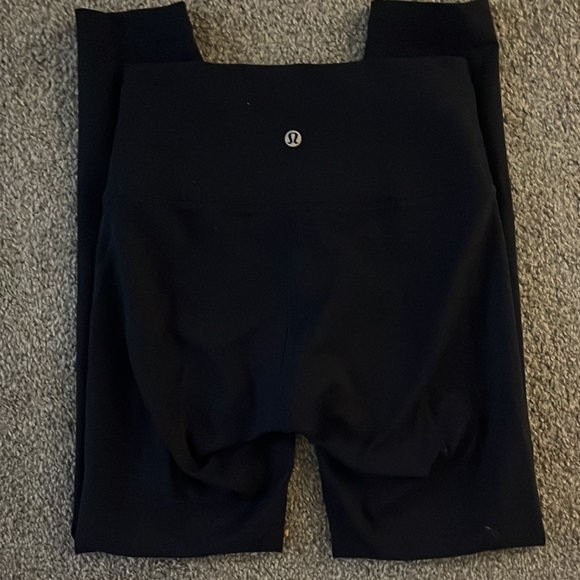 Lululemon NAVY leggings - Picture 2 of 3